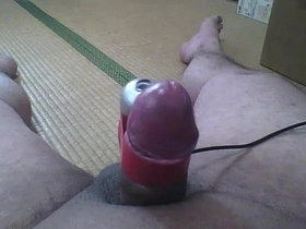 A compilation of hot Japanese men’s solo pleasure with great climaxes.